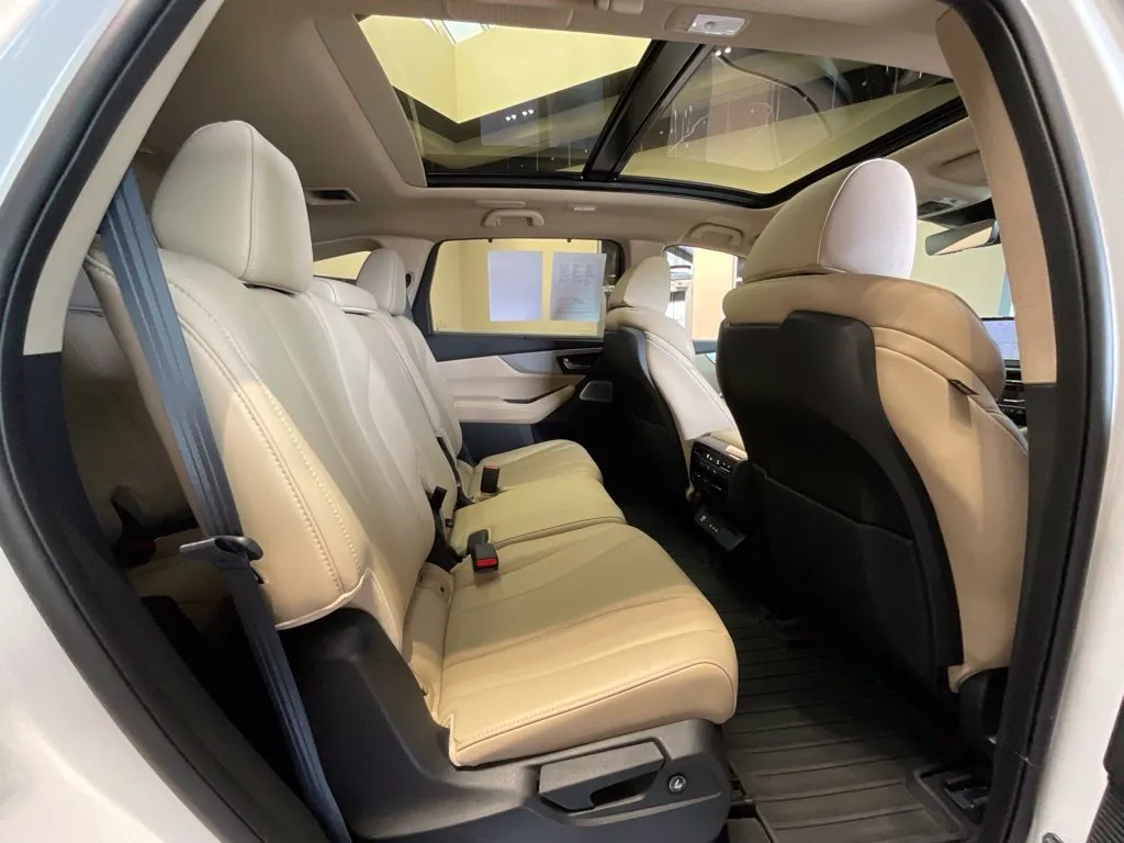 2025 Acura MDX Technology Package - Photo 23