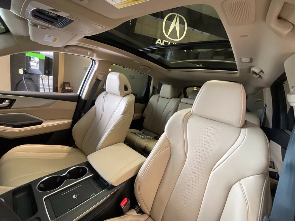 2025 Acura MDX Technology Package - Photo 11