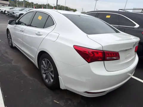 More photos of 2019 Acura TLX 2.4L at Jay Wolfe Acura, MO