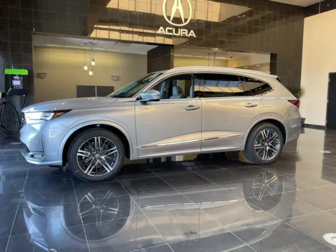 More photos of 2026 Acura MDX w/Advance Package at Jay Wolfe Acura, MO