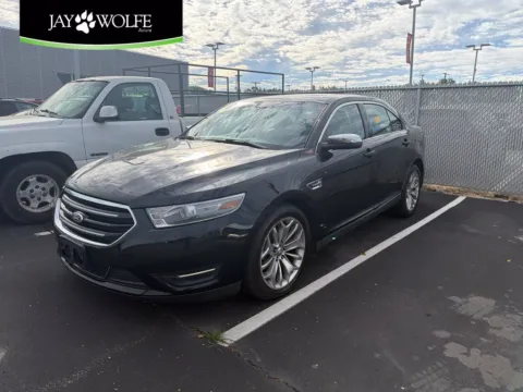 Black 2013 Ford Taurus Limited for sale in Kansas City, MO