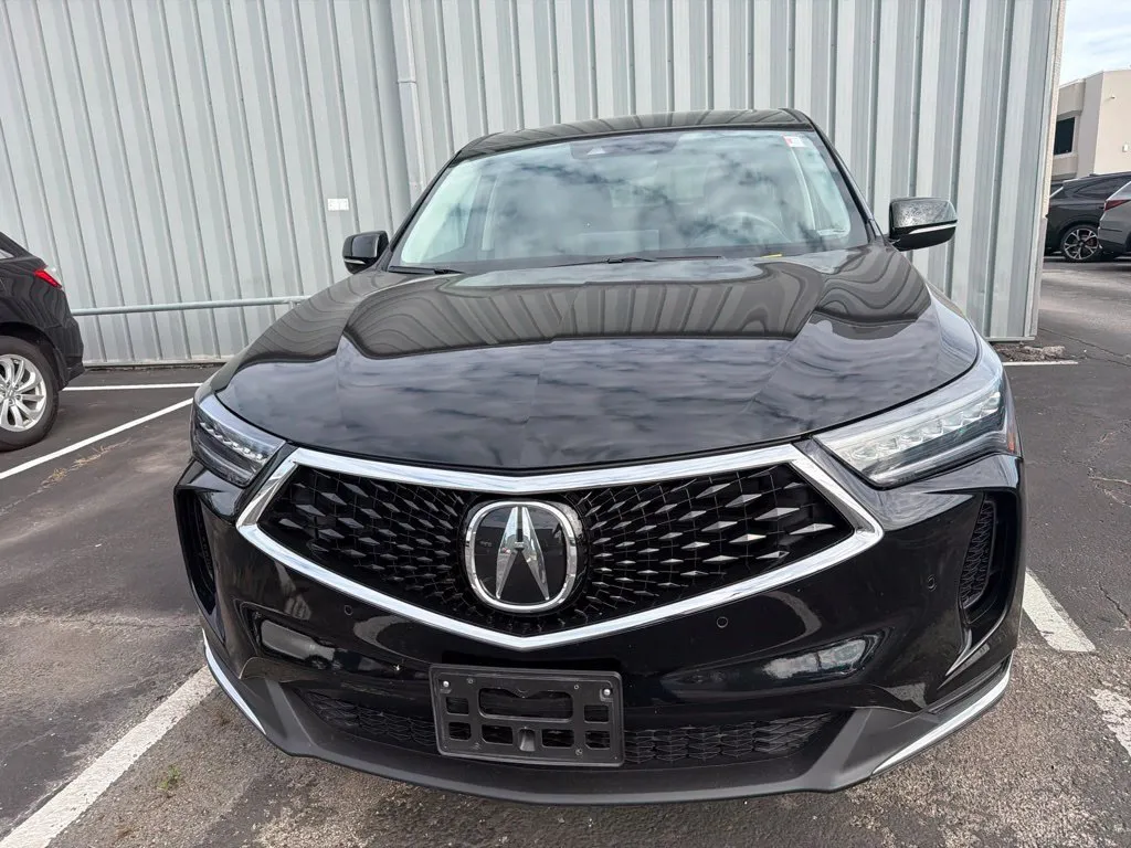 Used 2024 Acura RDX Technology Package with VIN 5J8TC2H56RL037017 for sale in Kansas City