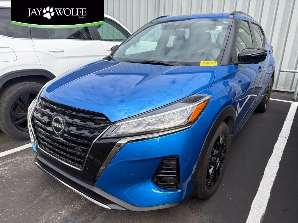 Blue 2024 Nissan Kicks SR for sale in Kansas City, MO