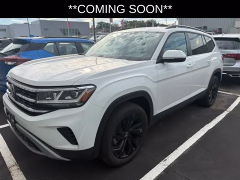 White 2023 Volkswagen Atlas 3.6L V6 SE w/Technology for sale in Kansas City, MO