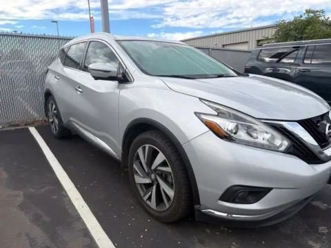 Photos of 2017 Nissan Murano Platinum for sale in Kansas City, MO at Jay Wolfe Acura