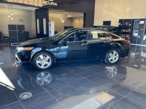 More photos of 2014 Acura TSX 2.4 at Jay Wolfe Acura, MO