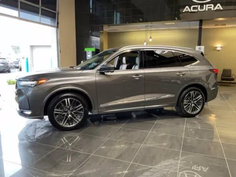 More photos of 2026 Acura MDX w/Advance Package at Jay Wolfe Acura, MO