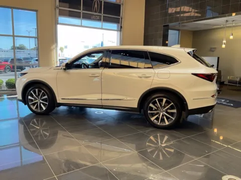 More photos of 2026 Acura MDX w/Technology Package at Jay Wolfe Acura, MO