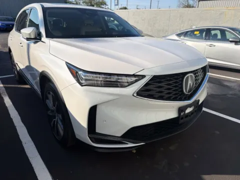 Photos of 2025 Acura MDX w/Technology Package for sale in Kansas City, MO at Jay Wolfe Acura