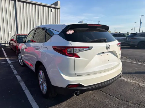 More photos of 2019 Acura RDX at Jay Wolfe Acura, MO
