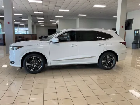 More photos of 2026 Acura MDX w/Advance Package at Jay Wolfe Acura, MO