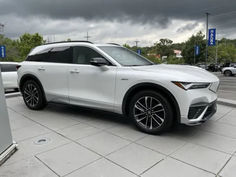 More photos of 2024 Acura ZDX w/A-Spec Package at Jay Wolfe Acura, MO