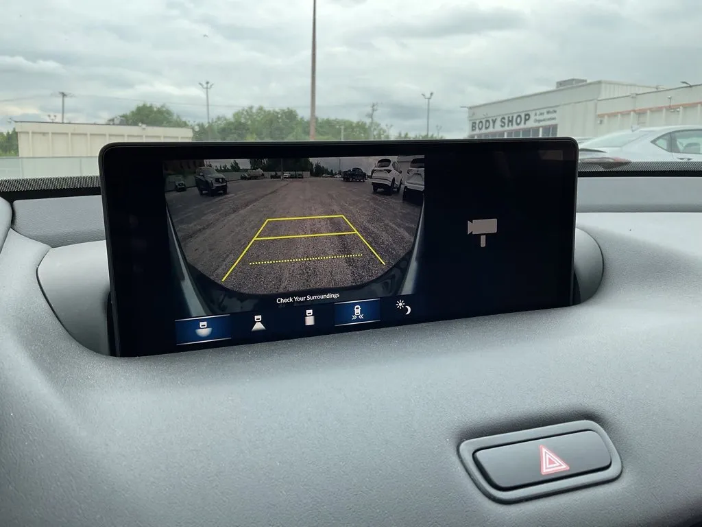 2025 Acura TLX Technology photo 5