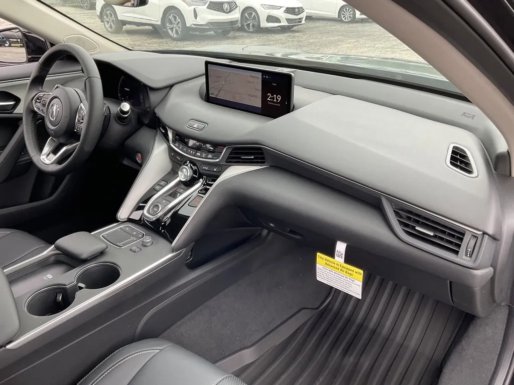 2025 Acura TLX Technology photo 17