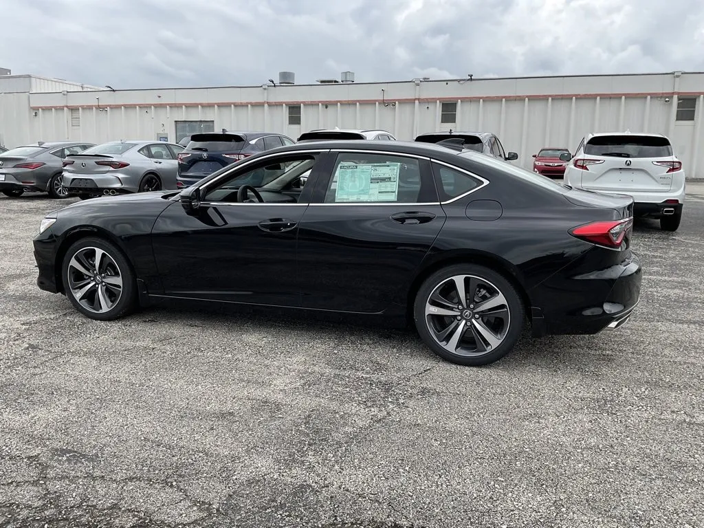 2025 Acura TLX Technology photo 8
