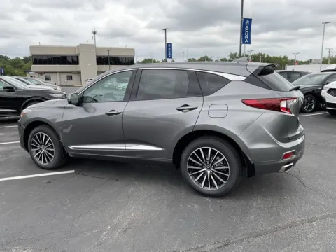 More photos of 2025 Acura RDX w/Advance Package at Jay Wolfe Acura, MO