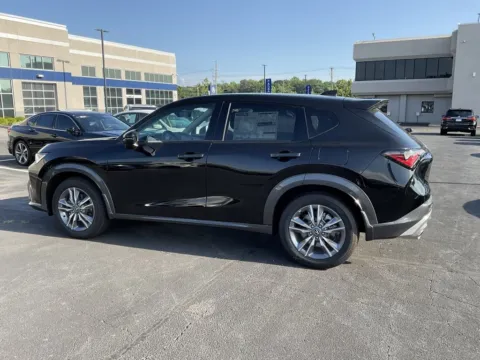 More photos of 2025 Acura ADX at Jay Wolfe Acura, MO