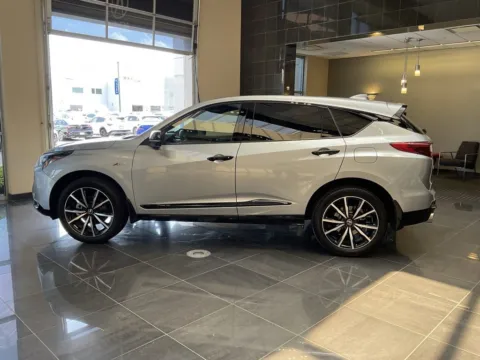 More photos of 2025 Acura RDX w/A-Spec Advance Package at Jay Wolfe Acura, MO