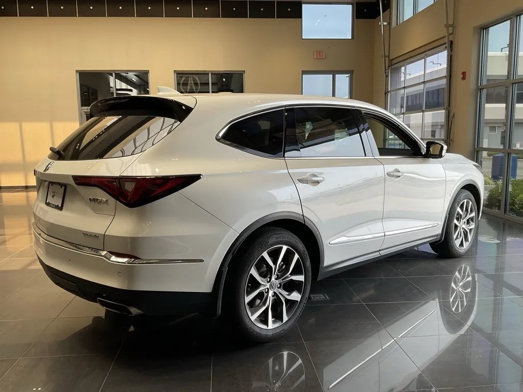 2022 Acura MDX Technology photo 3