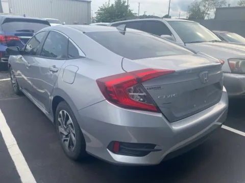 More photos of 2017 Honda Civic Sedan EX at Jay Wolfe Acura, MO