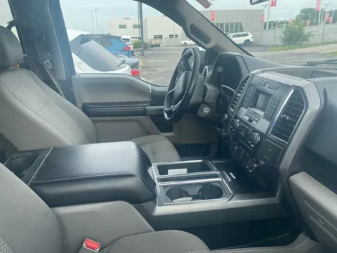 More photos of 2016 Ford F-150 XLT at Jay Wolfe Acura, MO