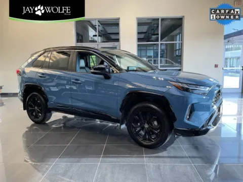 Black 2022 Toyota RAV4 Hybrid XSE for sale in Kansas City, MO