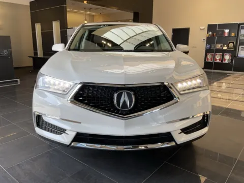 Photos of 2020 Acura MDX w/Technology Pkg for sale in Kansas City, MO at Jay Wolfe Acura