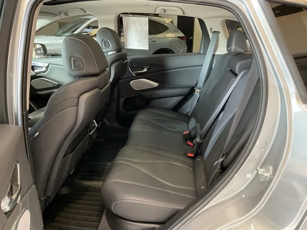 2025 Acura RDX Technology photo 3
