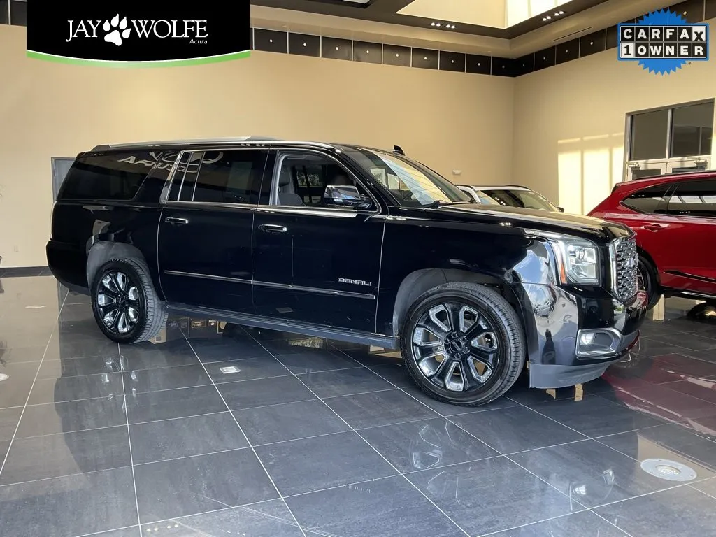 Black 2020 GMC Yukon XL Denali for sale in Kansas City, MO