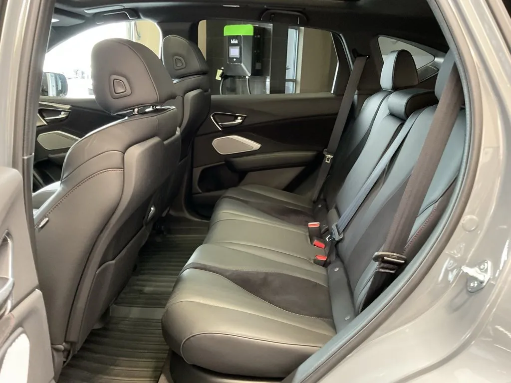 2025 Acura RDX A-Spec photo 8