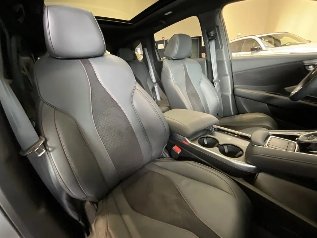 2025 Acura RDX A-Spec photo 16