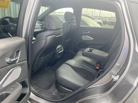 More photos of 2022 Acura RDX w/A-Spec Advance Package at Jay Wolfe Acura, MO