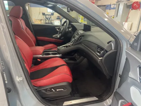 More photos of 2025 Acura RDX w/A-Spec Package at Jay Wolfe Acura, MO