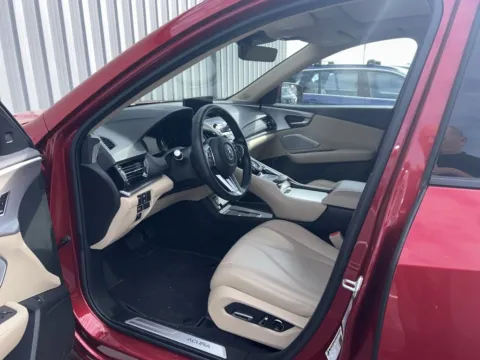 More photos of 2023 Acura RDX w/Technology Package at Jay Wolfe Acura, MO