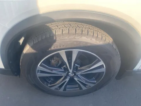 Another view of 2018 Nissan Rogue SL for sale in Kansas City, MO at Jay Wolfe Acura