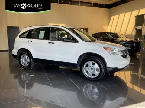 White 2011 Honda CR-V LX for sale in Kansas City, MO