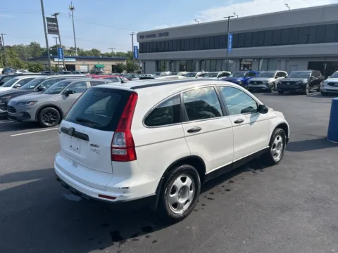 More photos of 2011 Honda CR-V LX at Jay Wolfe Acura, MO