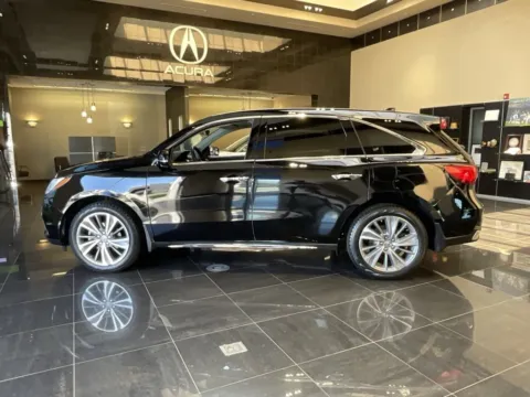 More photos of 2018 Acura MDX w/Technology Pkg at Jay Wolfe Acura, MO
