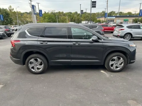 More photos of 2023 Hyundai Santa Fe SEL at Jay Wolfe Acura, MO