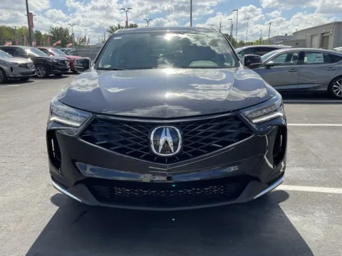 Photos of 2025 Acura RDX w/Technology Package for sale in Kansas City, MO at Jay Wolfe Acura