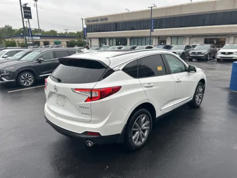 More photos of 2020 Acura RDX w/Technology Pkg at Jay Wolfe Acura, MO