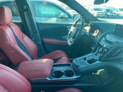 More photos of 2025 Acura RDX w/A-Spec Package at Jay Wolfe Acura, MO