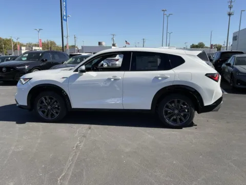 More photos of 2025 Acura ADX w/A-Spec Package at Jay Wolfe Acura, MO