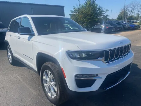 Another view of 2023 Jeep Grand Cherokee Limited for sale in Kansas City, MO at Jay Wolfe Acura