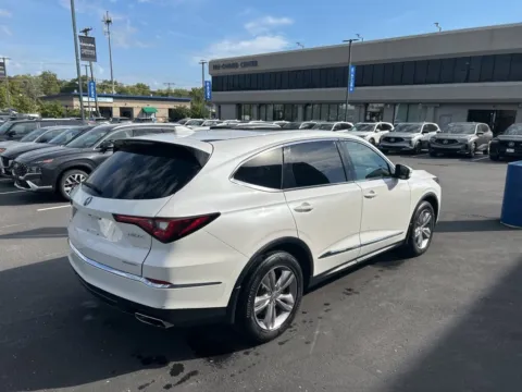 More photos of 2023 Acura MDX 3.5L at Jay Wolfe Acura, MO