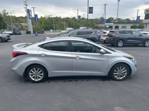More photos of 2015 Hyundai Elantra SE at Jay Wolfe Acura, MO