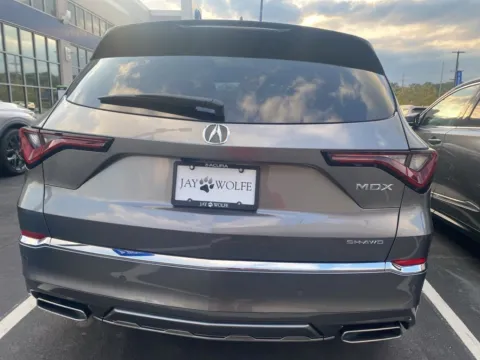 More photos of 2025 Acura MDX w/Advance Package at Jay Wolfe Acura, MO