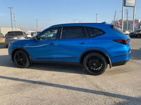 More photos of 2026 Acura MDX w/A-Spec Advance Package at Jay Wolfe Acura, MO