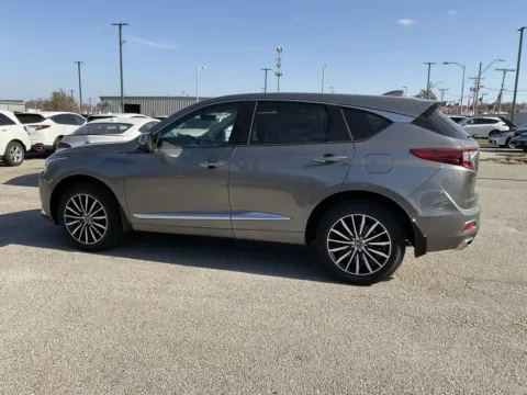 More photos of 2026 Acura RDX w/Advance Package at Jay Wolfe Acura, MO