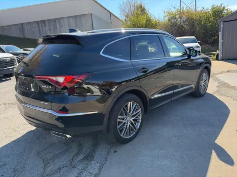 More photos of 2023 Acura MDX w/Advance Package at Acura of Overland Park, KS